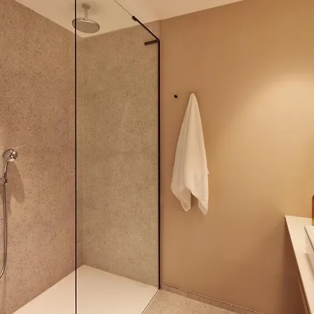 Hotel Der Valk 4*